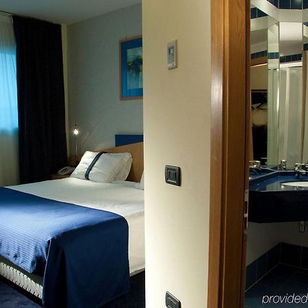 Hotel Mastai Senigallia Szoba fotó