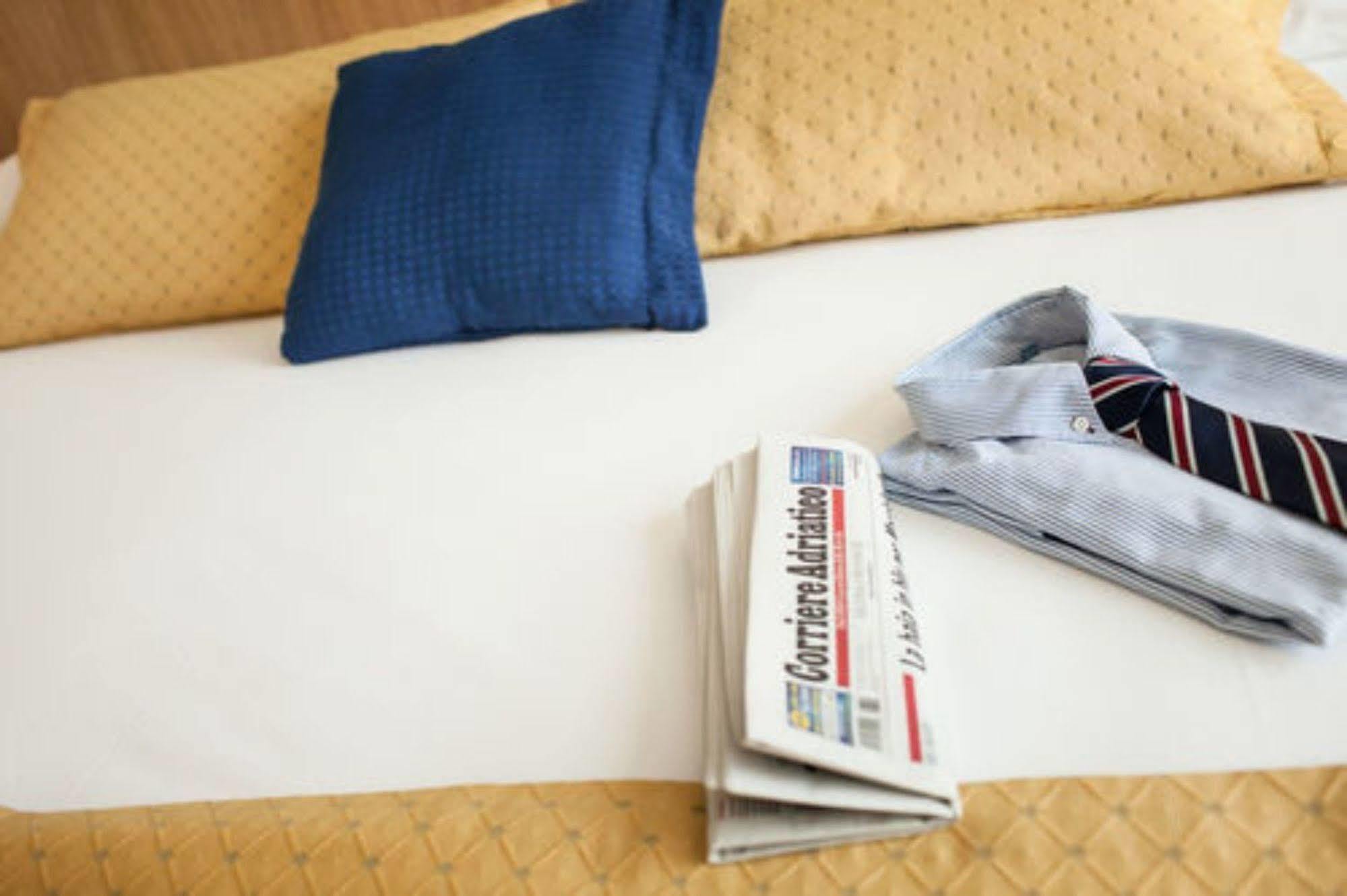 Hotel Mastai Senigallia Kültér fotó