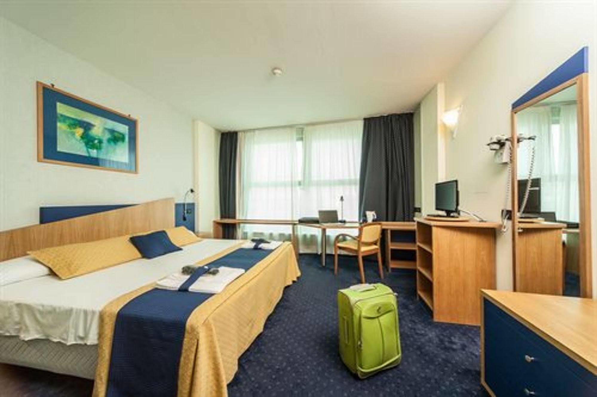Hotel Mastai Senigallia Kültér fotó