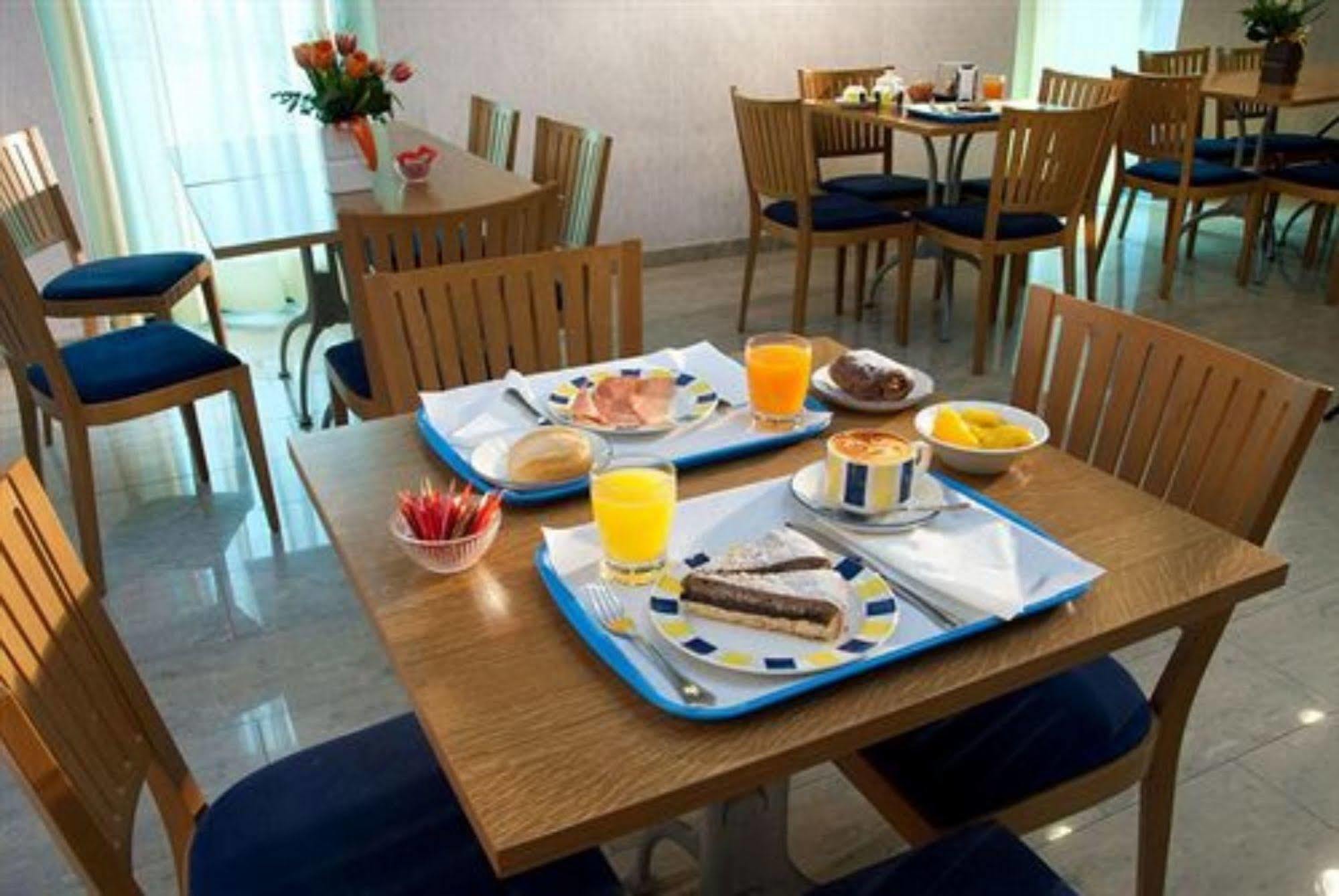 Hotel Mastai Senigallia Kültér fotó